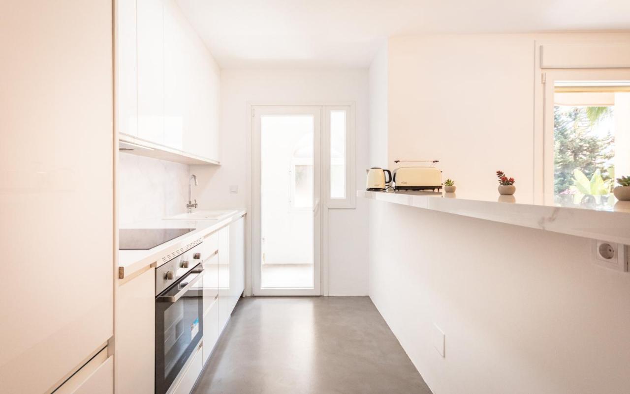 Apartment Puerto Banus Marbella Bagian luar foto