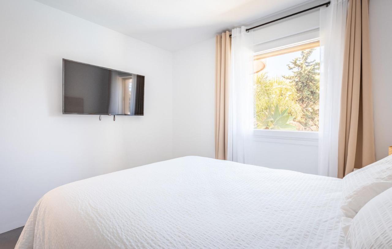 Apartment Puerto Banus Marbella Bagian luar foto