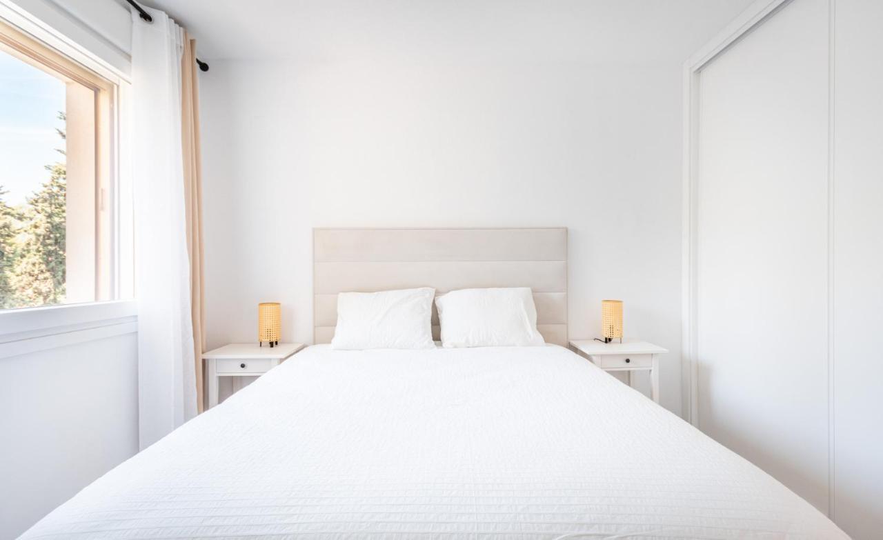 Apartment Puerto Banus Marbella Bagian luar foto