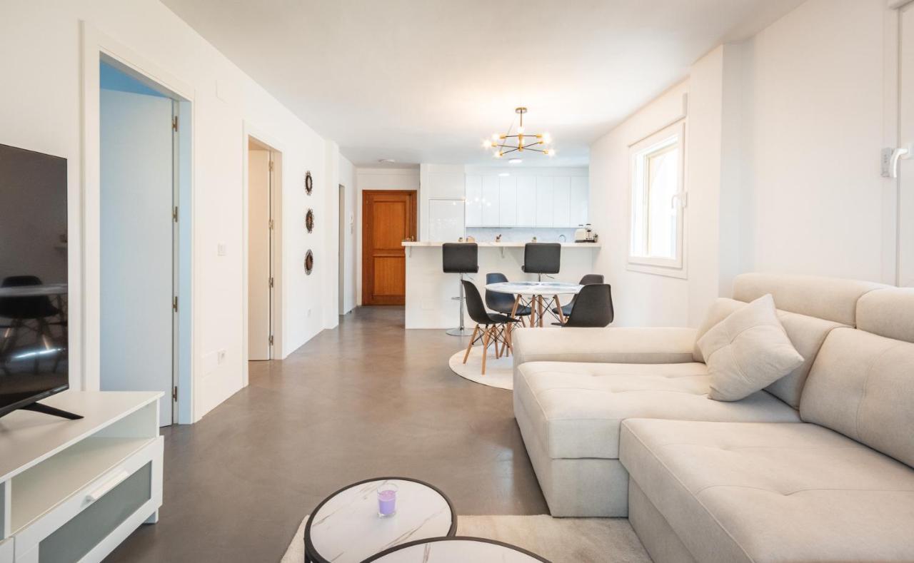 Apartment Puerto Banus Marbella Bagian luar foto